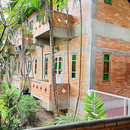 Amethyst Hotel Csiangmaj Kültér fotó